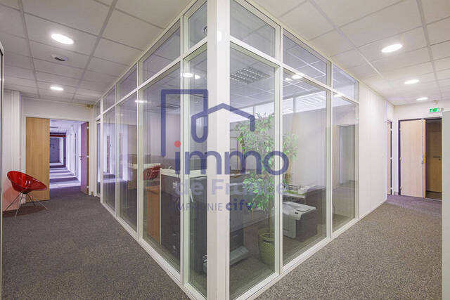 Sale Professional space bureau 825 m² Grenoble 38000