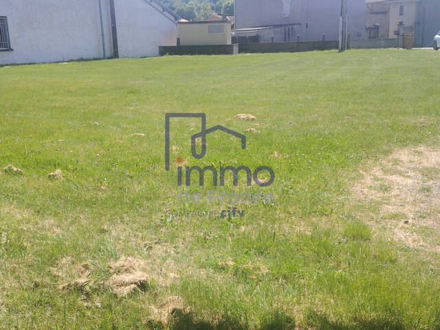 Sale Land constructible 1000 m² Sainte-Anne-sur-Gervonde 38440