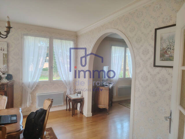 Vente Maison 8 pièces 156 m² Montceau 38300