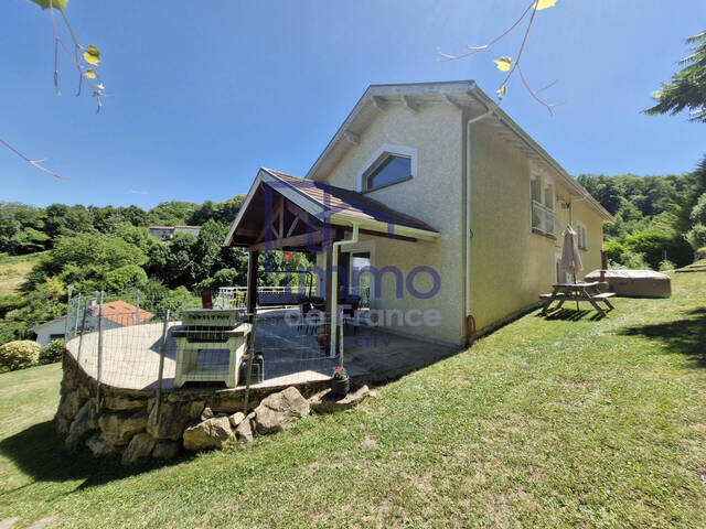 Vente Maison villa 6 pièces 168 m² Bourgoin-Jallieu 38300