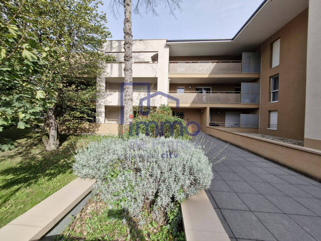 Vente Appartement 2 pièces 52 m² Bourgoin-Jallieu 38300