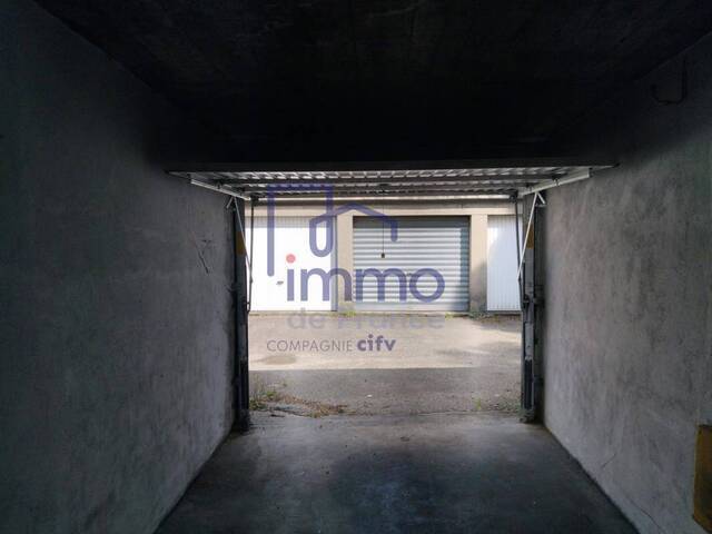 Vente Stationnement garage/box Grenoble 38100