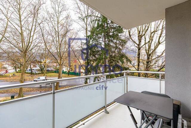 Vente Appartement studio 1 pièce 26 m² Saint-Martin-d'Hères 38400