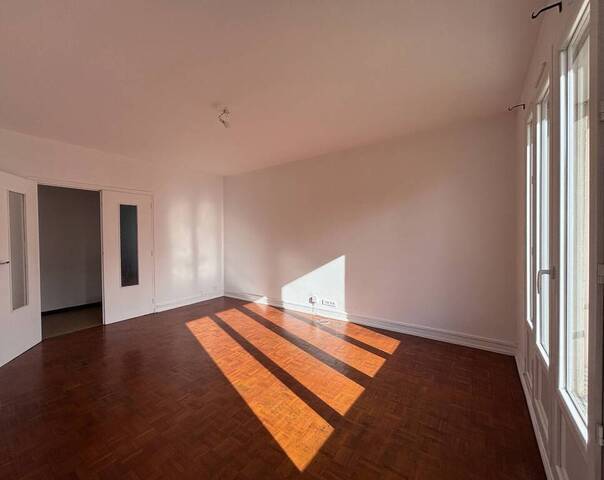 Rent Apartment t3 73 m² Grenoble 38000