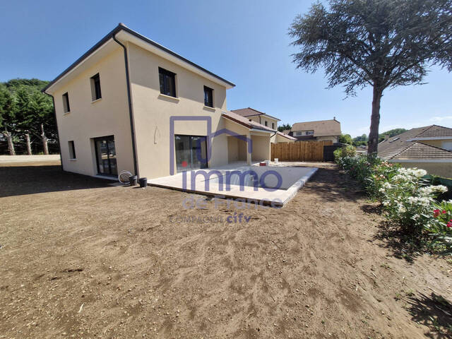 Vente Maison villa 5 pièces 130 m² Cessieu 38110