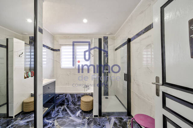 Vente Maison 6 pièces 145 m² Les Abrets 38490