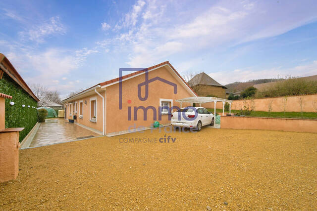 Vente Maison 6 pièces 145 m² Les Abrets 38490