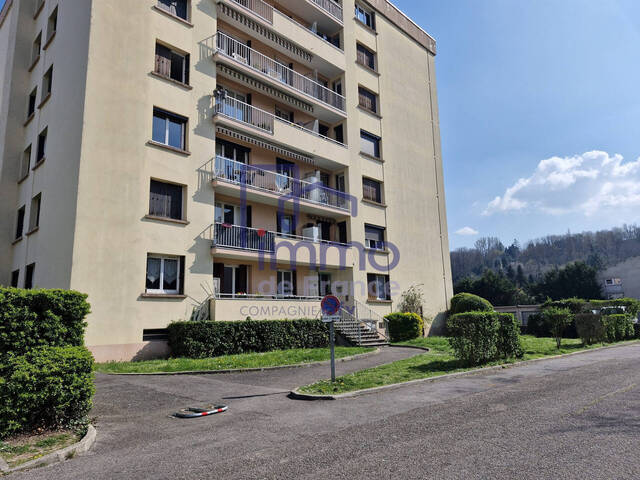 Vente Appartement 4 pièces 103.86 m² Bourgoin-Jallieu 38300