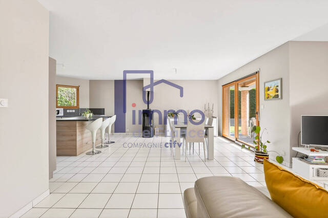 Vente Maison 5 pièces 114 m² Bourgoin-Jallieu 38300