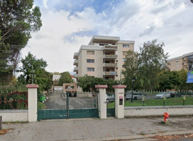 Location Stationnement box fermé 14.68 m² Grenoble 38100