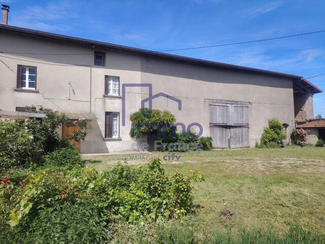 Vente Maison 5 pièces 160 m² Sainte-Anne-sur-Gervonde 38440
