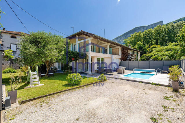 Vente Maison villa 6 pièces 159.96 m² Voreppe 38340