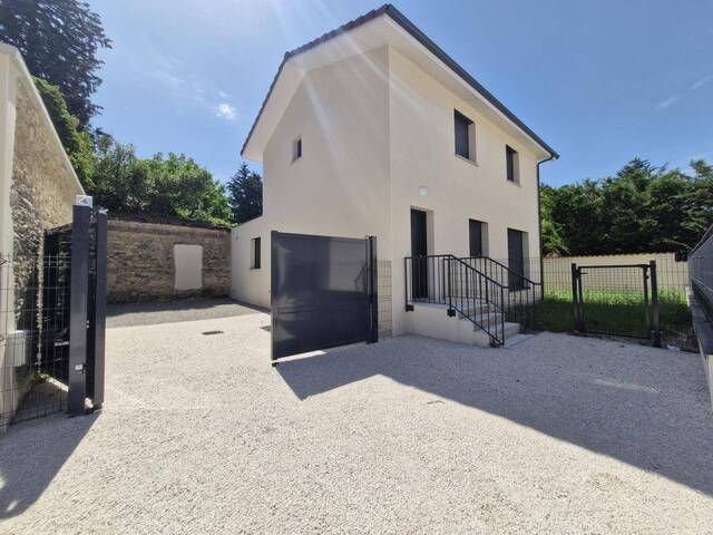 Location Maison individuelle 4 pièces 119 m² Ruy-Montceau 38300