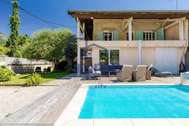 Vente Maison villa 6 pièces 159 m² Voreppe 38340