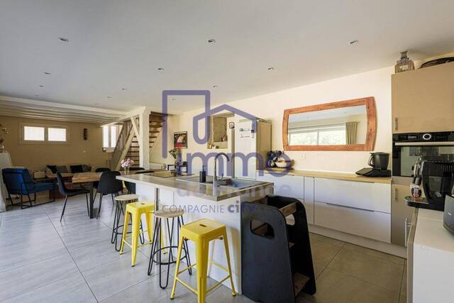 Vente Maison villa 6 pièces 159 m² Voreppe 38340