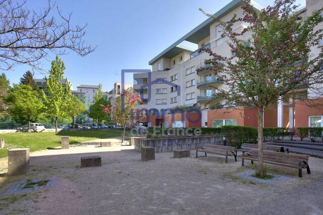 Vente Appartement t2 3 pièces 50 m² Échirolles 38130