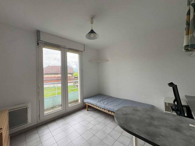 Location Appartement studio 1 pièce 16 m² Grenoble 38100