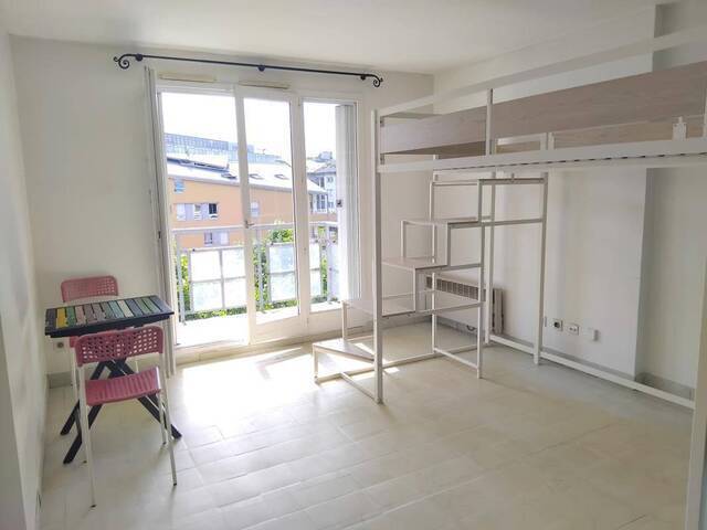 Location Appartement studio 1 pièce 29 m² Grenoble 38000