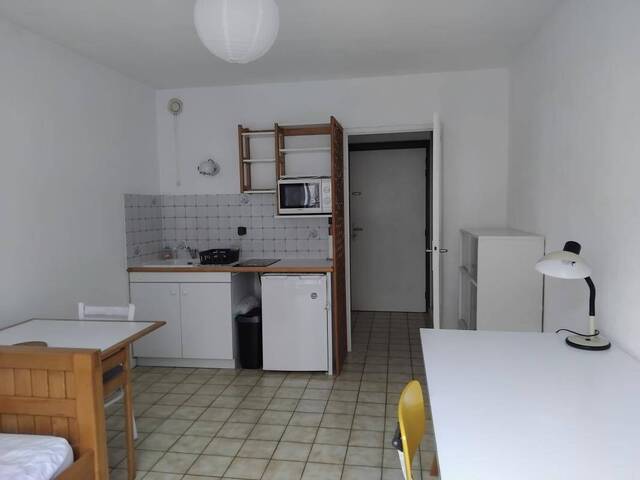 Location Appartement studio 1 pièce 20 m² Grenoble 38000