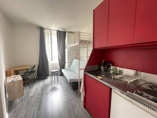 Location Appartement studio 1 pièce 19 m² Grenoble 38000