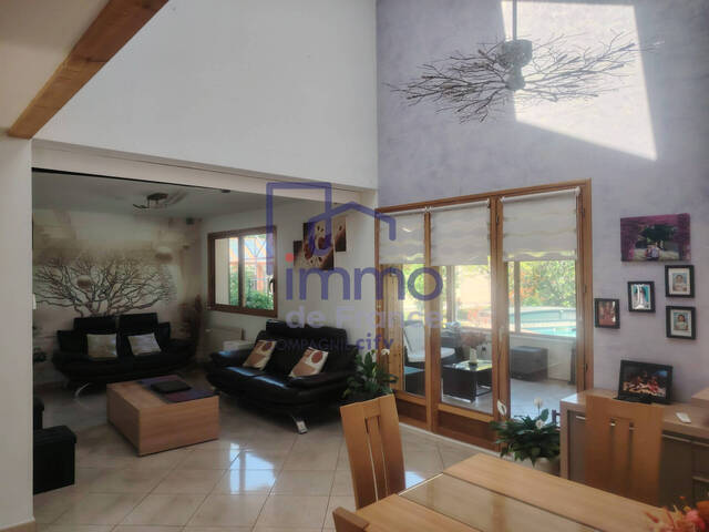 Vente Maison villa 7 pièces 169 m² Saint-Jean-de-Bournay 38440