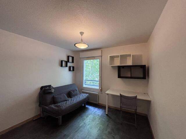 Location Appartement studio 1 pièce 17 m² Grenoble 38000