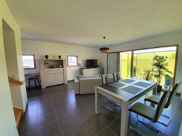 Location appartement t5 95 m² à Bordeaux (33300) Bacalan 2