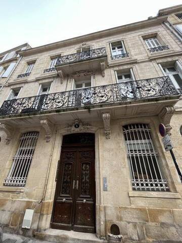 Location appartement t6 et plus 182 m² à Bordeaux (33000) Chartrons-Grand-Parc 9