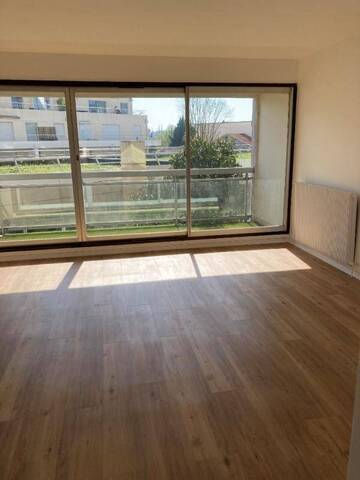 Location appartement studio 1 pièce 36 m² à Bordeaux (33000) Saint-Seurin-Fondaudege 8