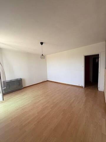 Vente Appartement t4 70 m² Bordeaux (33200) Lestonat-Monsejour 8