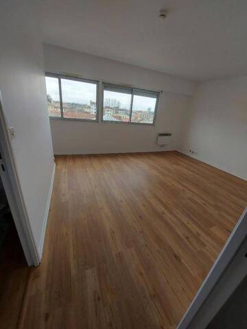 Location appartement studio 1 pièce 28 m² à Bordeaux (33000) Nansouty 1