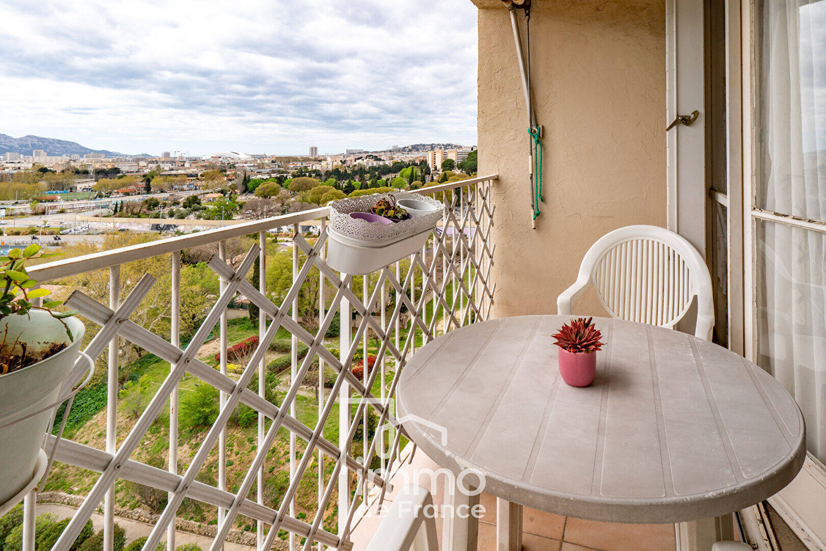 Vente Appartement 66m² 2 Pièces à Marseille (13011) - Immo de France