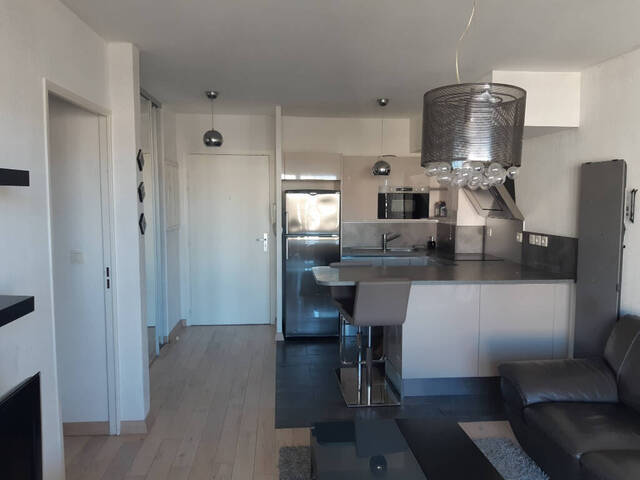 Vente Appartement 2 pièces 45.1 m² Marseille 8e Arrondissement (13008)