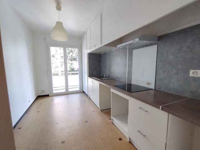 Location appartement 3 pièces 84.14 m² à Marseille 10e Arrondissement (13010)