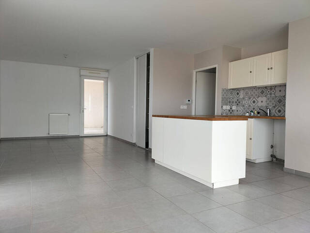 Location Appartement 3 pièces 89.64 m² Marseille 5e Arrondissement (13005)