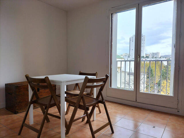 Location appartement 1 pièce 21.68 m² à Marseille 15e Arrondissement (13015)