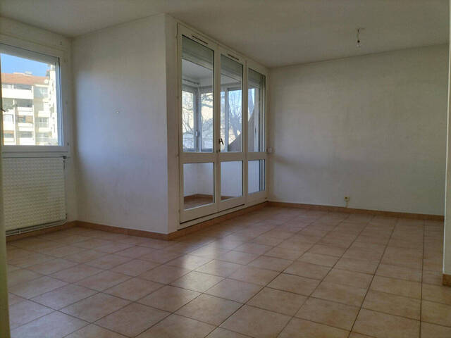 Location appartement 3 pièces 66.32 m² à Aubagne (13400)