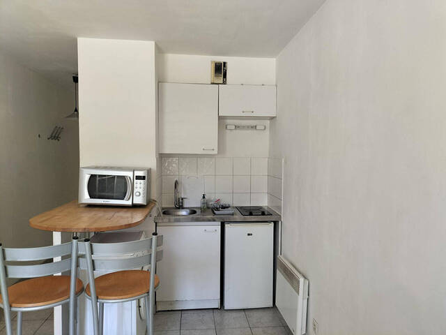 Location appartement 1 pièce 17.86 m² à Marseille 5e Arrondissement (13005)