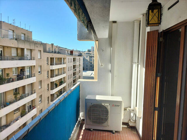 Location appartement 4 pièces 88.16 m² à Marseille 8e Arrondissement (13008)