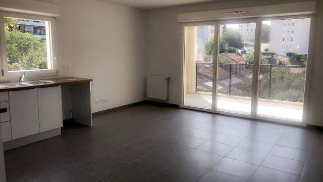 Location appartement 2 pièces 43.89 m² à Marseille 4e Arrondissement (13004)