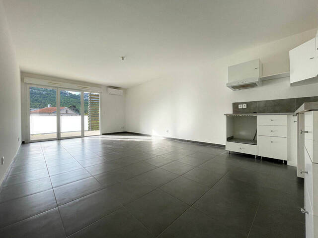 Vente appartement 3 pièces 62 m² à Marseille 8e Arrondissement (13008)