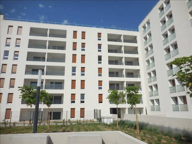 Location Appartement 3 pièces 58.56 m² Marseille 6e Arrondissement (13006)
