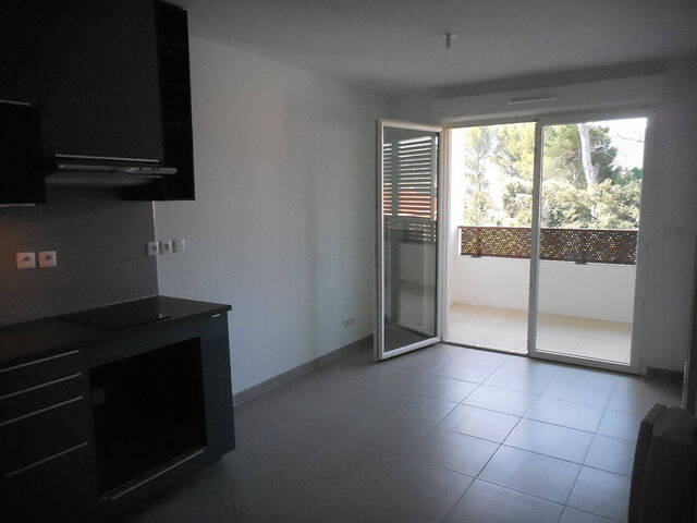 Location appartement 2 pièces 32.44 m² à Marseille 11e Arrondissement (13011)