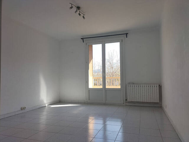 Location appartement 3 pièces 55.5 m² à Marseille 10e Arrondissement (13010)