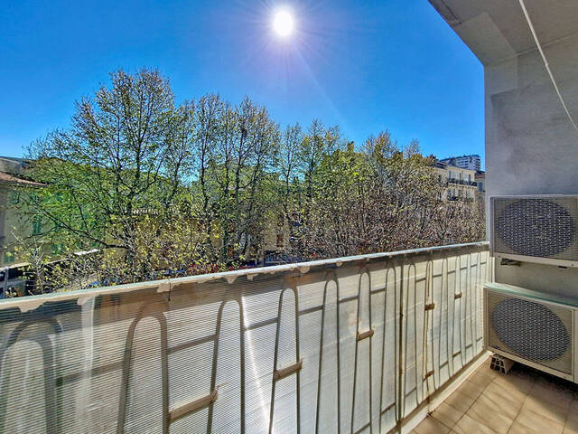 Vente appartement 3 pièces 74 m² à Marseille 3e Arrondissement (13003)