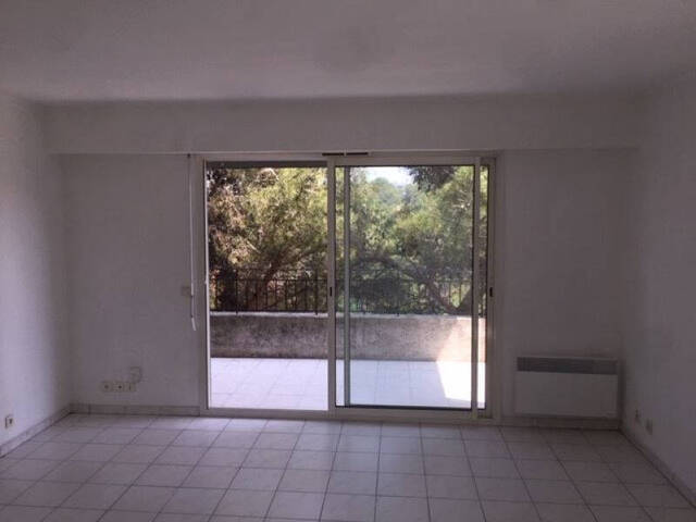 Location Appartement 4 pièces 68.4 m² Mougins (06250)