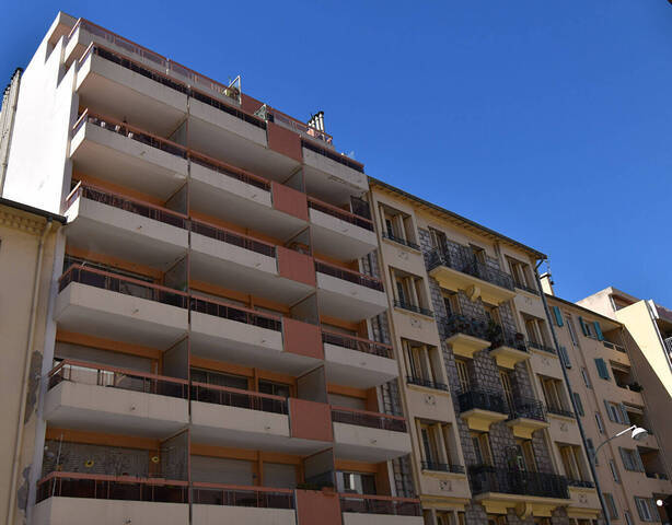 Vente appartement 3 pièces 64 m² à Nice (06300)