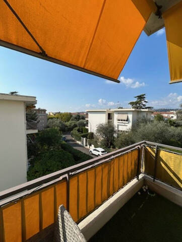 Location appartement 3 pièces 90 m² à Nice (06100)