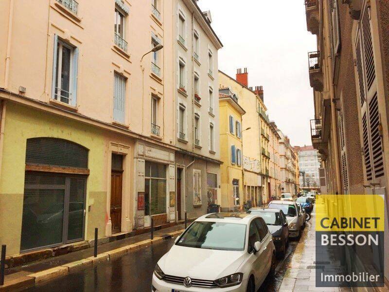 Bien vendu par nos soins Local murs de commerces 5 pièces Grenoble