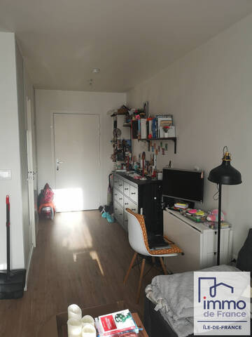Vente Appartement 1 pièce 30.42 m² Poissy (78300)